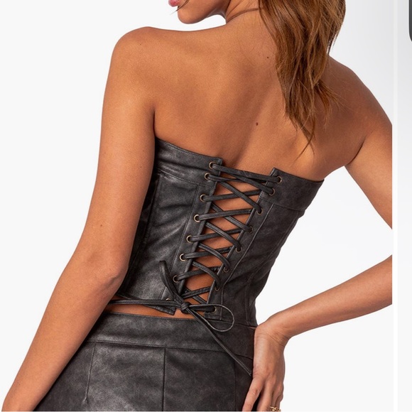 Edikted Tops - NWOT Edikted corset top S